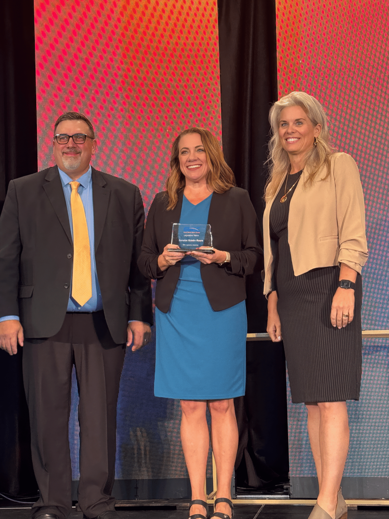 Chamber Award with Aricred